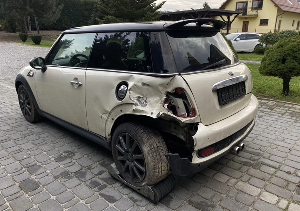 MINI Cooper S cena 16900 przebieg: 187000, rok produkcji 2008 z Bochnia małe 232